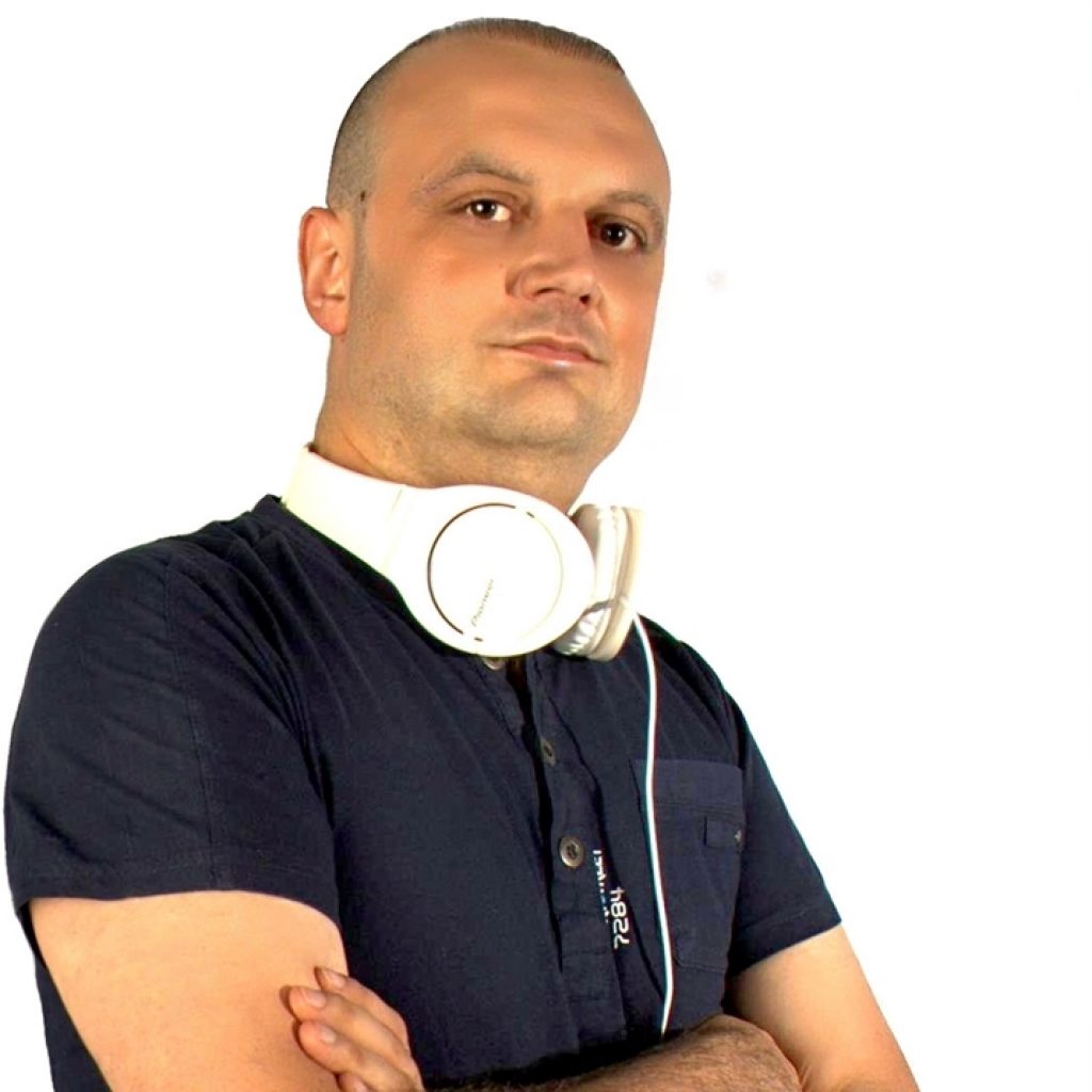 DAVID SALUDES DJ TOP INTERNATIONAL