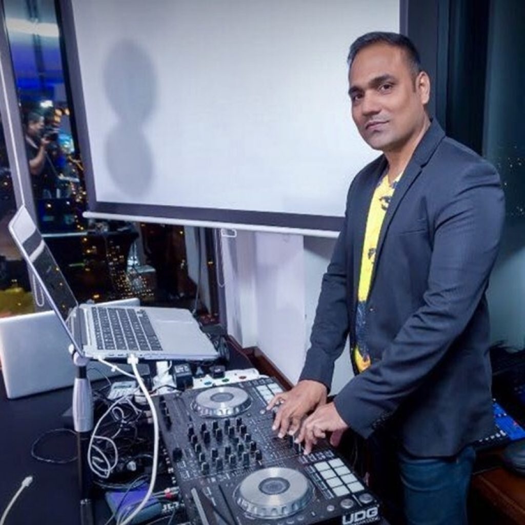 PROFESSIONAL EVENT DJ DUBAI