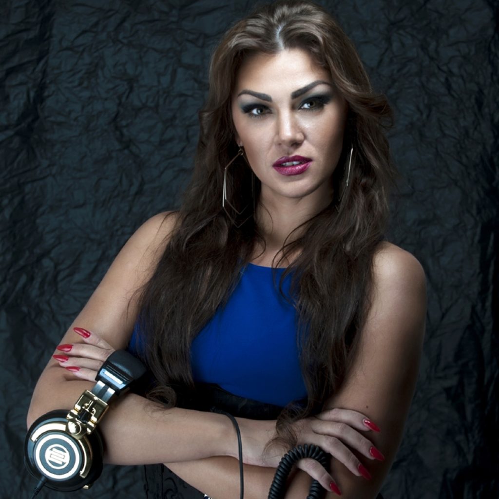 UAE FEMALE DJ